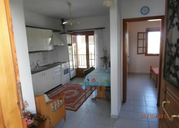 Nikitis House Νικήτη