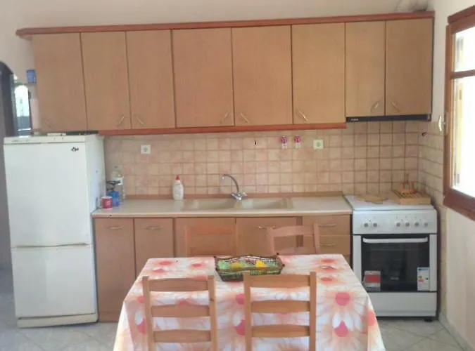 Nikitis House * 尼基季